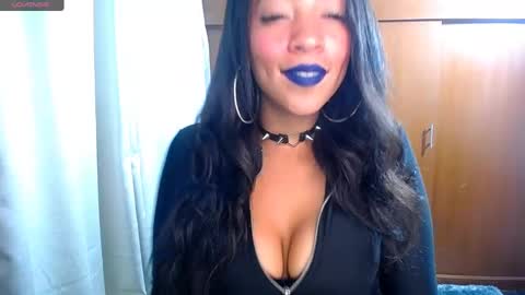 Danna  Ross online show from December 31, 12:32 am