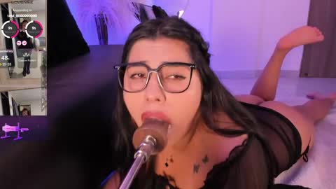 danna_adams1 online show from May 28, 7:55 pm