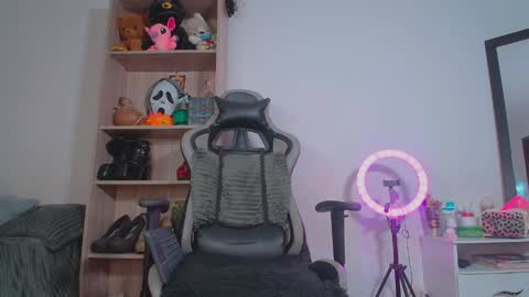 danna isabella online show from May 25, 8:04 pm