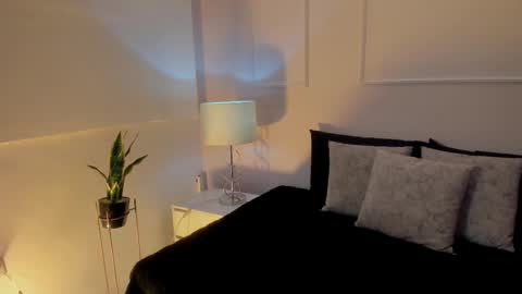 danna_palmeth online show from November 25, 7:36 pm