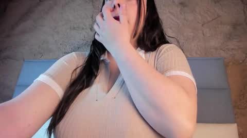 Snapshot of danna_pink__ chatting on November 10, 1:32 pm DANNA PINK online show from November 10, 1:32 pm