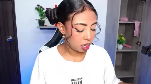 Danna online show from November 3, 12:17 pm