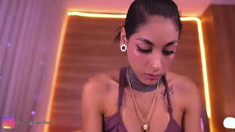 Danna Berlin  online show from April 7, 7:25 pm