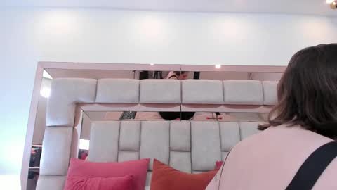 Danna online show from February 12, 12:00 pm