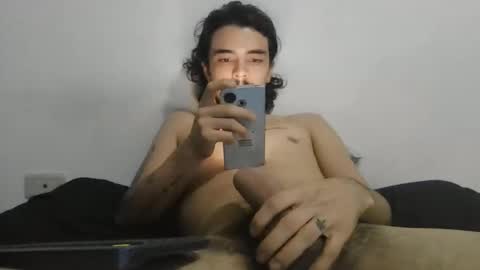 Snapshot of danni4_20 chatting on October 20, 6:47 am danni4_20 online show from October 20, 6:47 am