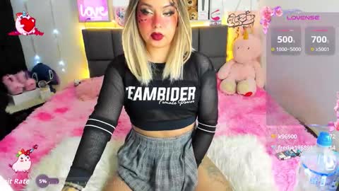 dannia_13 online show from October 11, 3:06 am
