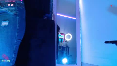 danna online show from March 30, 5:30 am