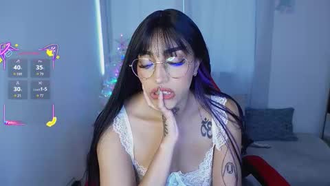    online show from December 16, 8:03 pm