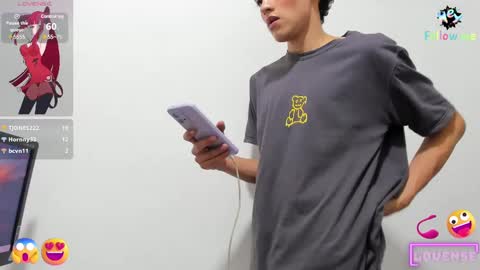 Snapshot of danniels_sweet chatting on December 16, 3:22 pm danniels_sweet online show from December 16, 3:22 pm