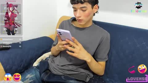 Snapshot of danniels_sweet chatting on December 16, 6:27 pm danniels_sweet online show from December 16, 6:27 pm