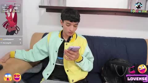 Snapshot of danniels_sweet chatting on December 18, 6:25 pm danniels_sweet online show from December 18, 6:25 pm