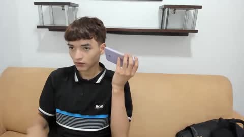 Snapshot of danniels_sweet chatting on January 3, 12:52 pm danniels_sweet online show from January 3, 12:52 pm