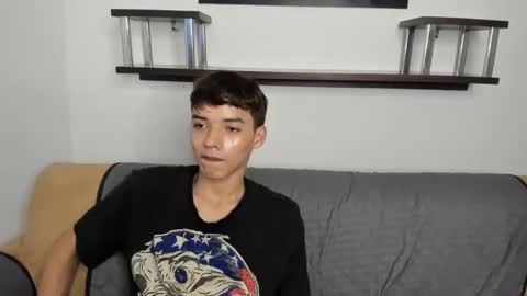 Snapshot of danniels_sweet chatting on January 7, 3:54 pm danniels_sweet online show from January 7, 3:54 pm