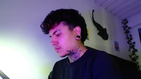 DANNTE online show from October 25, 6:35 pm