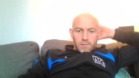 danny81boy online show from September 15, 9:42 am