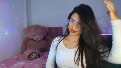 danny_cam1423 online show from May 13, 3:31 pm