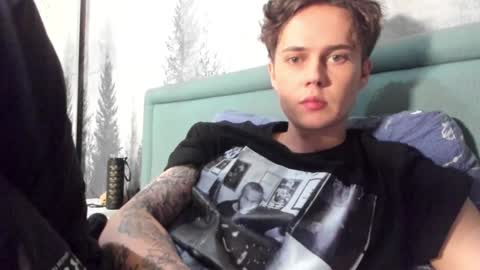 danny online show from December 25, 4:00 pm