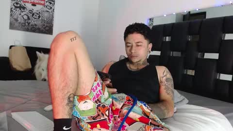 Snapshot of danny_stark chatting on February 9, 7:09 pm Danny online show from February 9, 7:09 pm