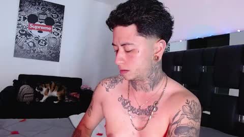 Snapshot of danny_stark chatting on February 26, 11:04 pm Danny online show from February 26, 11:04 pm