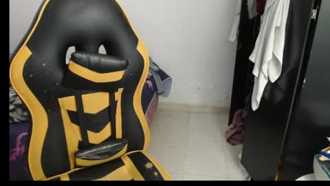 Snapshot of danny_sweettt chatting on April 29, 6:03 pm danny.......... guys I have onlyfans follow me I am new I want to share with you many things I love you online show from April 29, 6:03 pm