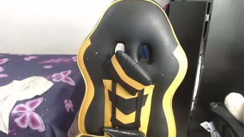 Snapshot of danny_sweettt chatting on July 11, 10:55 pm danny.......... guys I have onlyfans follow me I am new I want to share with you many things I love you online show from July 11, 10:55 pm