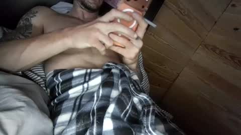 Snapshot of dannygowild chatting on June 19, 3:55 am dannygowild online show from June 19, 3:55 am