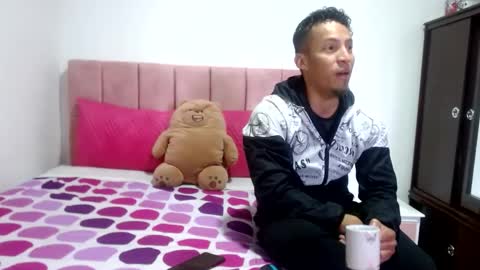 Snapshot of dannyhothot chatting on January 27, 8:28 pm danny and ruby online show from January 27, 8:28 pm