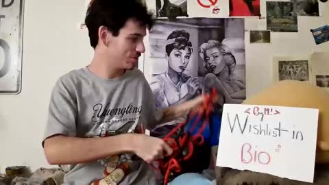 Snapshot of dannynoww chatting on December 28, 12:47 am danny online show from December 28, 12:47 am