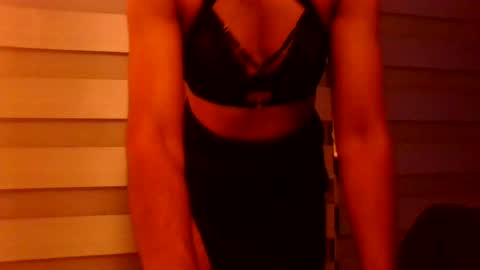 Snapshot of danster125 chatting on June 24, 12:42 am danster125 online show from June 24, 12:42 am