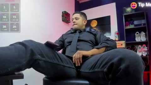 Snapshot of dante_bigboss chatting on June 30, 10:05 am Dante online show from June 30, 10:05 am