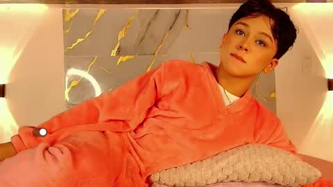 dante_bre online show from September 12, 12:38 pm