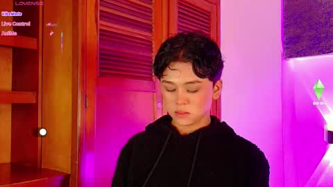 dante_bre online show from September 29, 1:38 pm