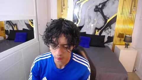 dante_browwn online show from May 30, 11:07 am
