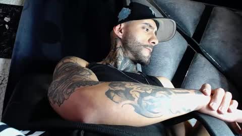 dante_d_angelo_ online show from February 5, 5:34 am