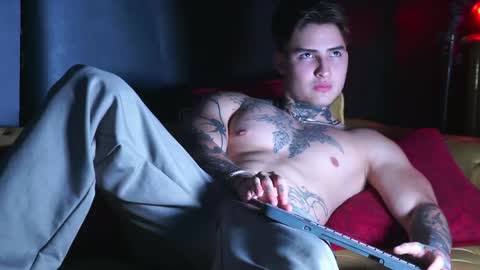 Dante coppola online show from May 27, 1:57 am