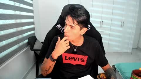 X Dante7373574 online show from March 31, 2:02 am