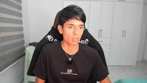 X Dante7373574 online show from April 8, 11:16 pm