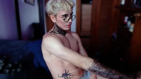 danteobscuro online show from January 6, 6:22 pm