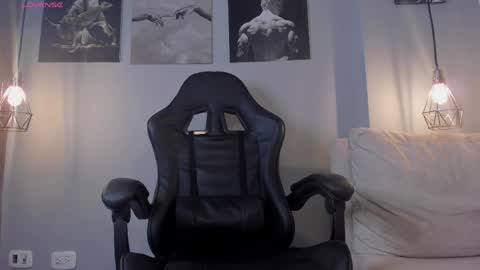 danteread online show from April 9, 6:19 am