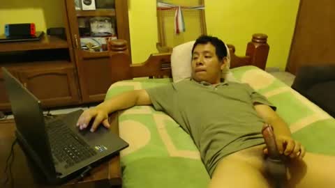 Snapshot of dantesantosdegollado chatting on March 26, 6:19 am iobitobit online show from March 26, 6:19 am