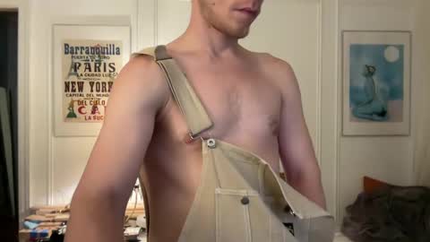 Snapshot of danteslife chatting on October 29, 1:41 am Dante online show from October 29, 1:41 am