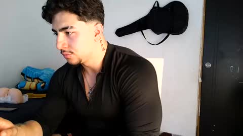 Dante Vicius online show from November 18, 6:34 pm