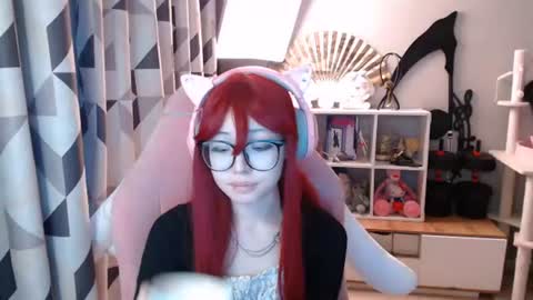 Snapshot of danyelleeyermann chatting on July 15, 2:11 pm danyelleeyermann online show from July 15, 2:11 pm