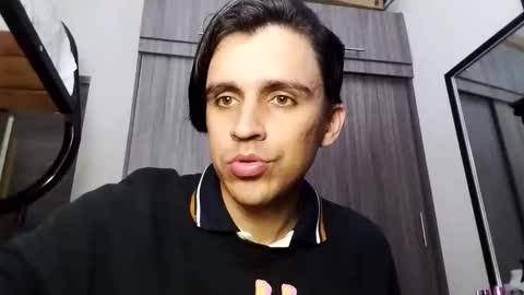 Daniel online show from November 16, 9:42 pm