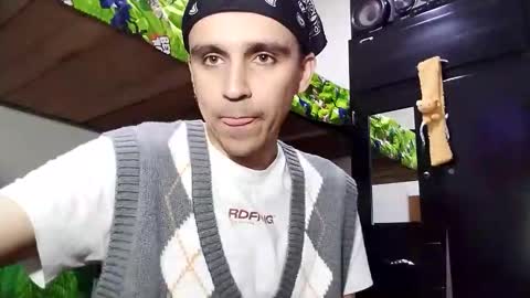 Daniel online show from February 8, 8:45 pm