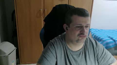 Snapshot of danysanchez1981 chatting on February 10, 10:25 pm danysanchez1981 online show from February 10, 10:25 pm