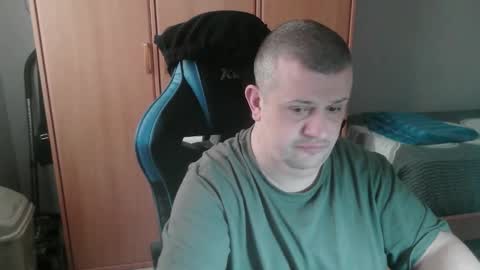 Snapshot of danysanchez1981 chatting on February 26, 11:20 am danysanchez1981 online show from February 26, 11:20 am