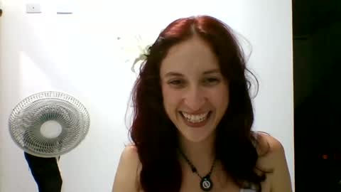Snapshot of danysca chatting on July 26, 6:43 am Danysca online show from July 26, 6:43 am