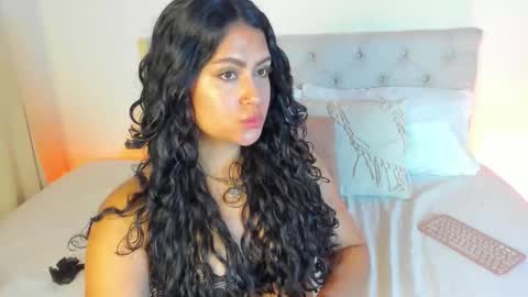 Antonella Mora online show from February 28, 11:33 am