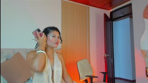 Antonella Mora online show from May 29, 1:20 pm